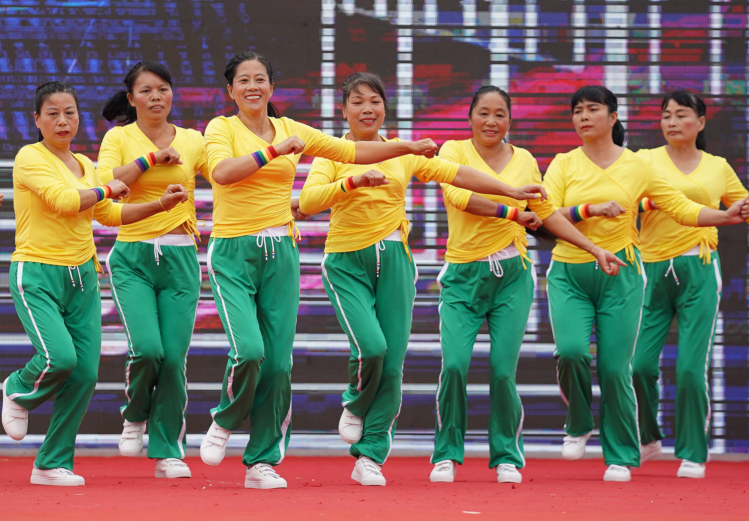 加密广场舞网站_vip广场舞加密整合下载_添加广场舞